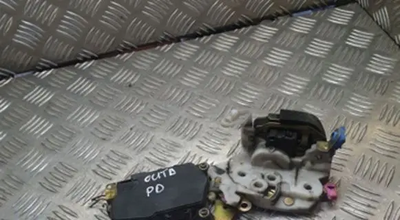 Subaru Outback Front door lock 1412