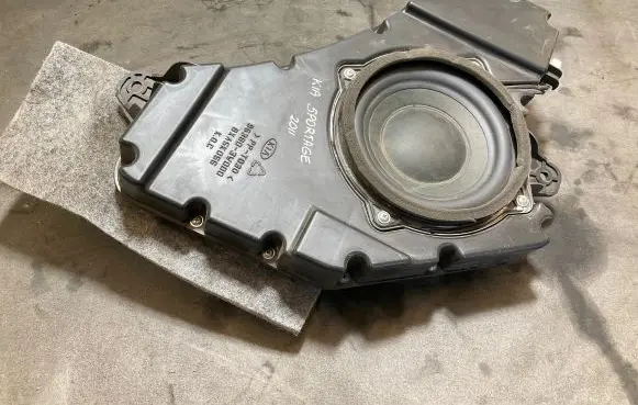 KIA Sportage Subwoofer speaker 963803W000 BXASK055
