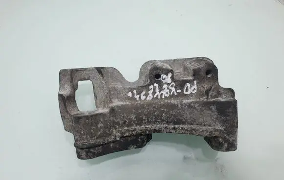 Volvo S40 Engine mounting bracket 326C29
