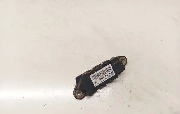 Mercedes-Benz E W211 Airbag deployment crash/impact sensor 0018209126 204602