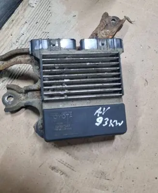 Toyota Avensis T250 Fuel injection control unit/module 8987171010 1310001331