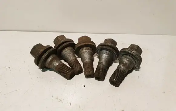 Peugeot 3008 II Nuts/bolts 9817024580 540567