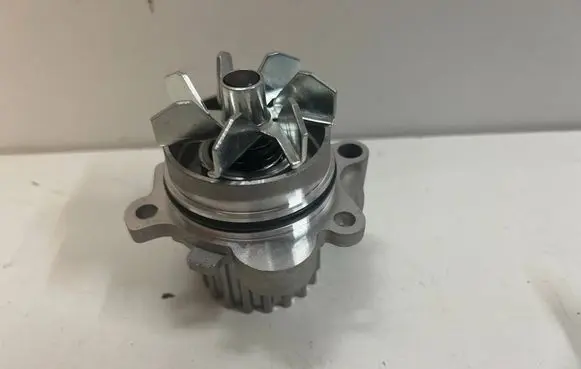 Volkswagen Golf VI Water pump WP6003