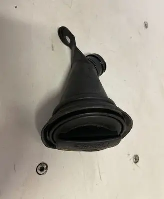 Audi A6 S6 C6 4F Oil filler cap 059103482C