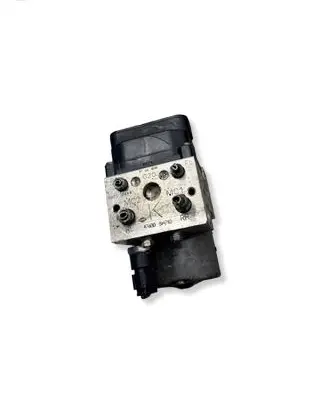 Nissan X-Trail T30 ABS Pump 476008H710