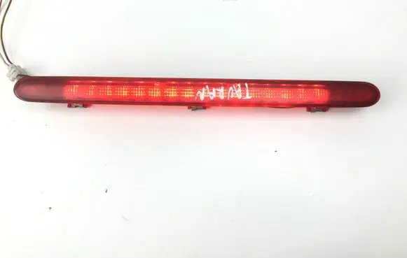 Volkswagen Touran I Third/center stoplight 1T0945097A