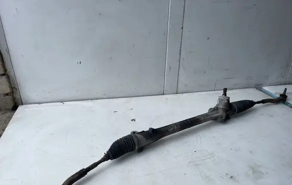 Toyota Avensis T250 Steering rack 4550005040