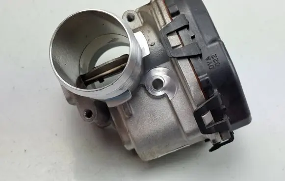 Peugeot 3008 II Throttle body valve 9830171480 V29121487 CEMAT00