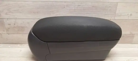 Toyota Avensis T250 Armrest 