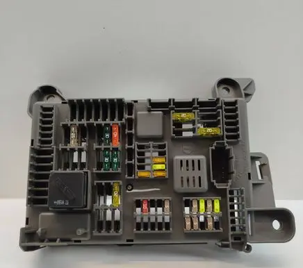 BMW X5 E70 Fuse module 518954021A