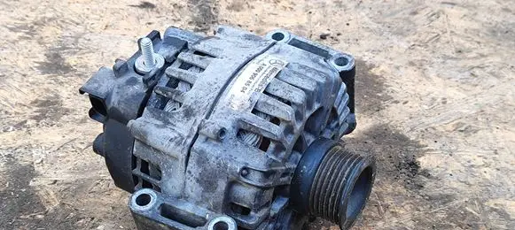 Mercedes-Benz E W212 Generator/alternator A0009068504 04200A