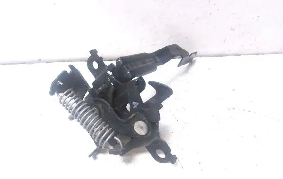 Toyota RAV 4 (XA40) Engine bonnet (hood) release handle