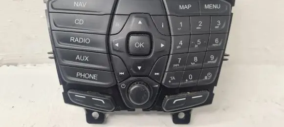 Head unit multimedia control