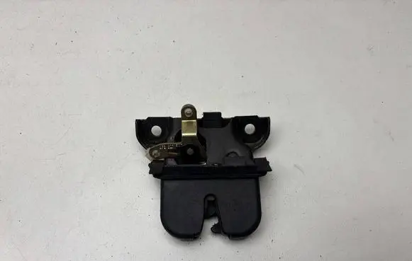 Tailgate/trunk/boot lock/catch/latch
