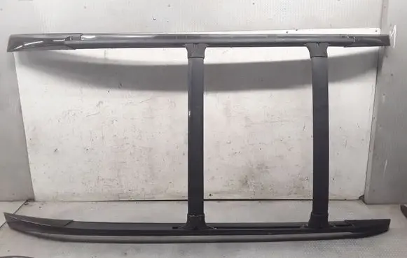 Roof bar rail
