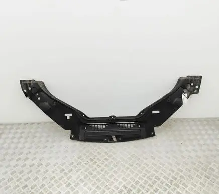 Maserati Levante Radiator trim 670042318