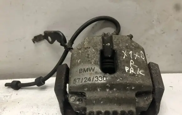BMW X1 F48 F49 Front brake caliper 5734330