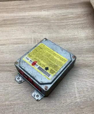 Mitsubishi Colt Airbag control unit/module MR173999