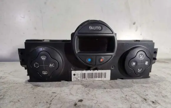 Renault Megane II Climate control unit 8200501456