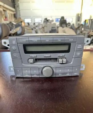 Radio/CD/DVD/GPS head unit