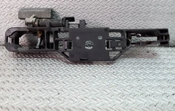 Renault Laguna II Front door exterior handle/bracket 8200008430
