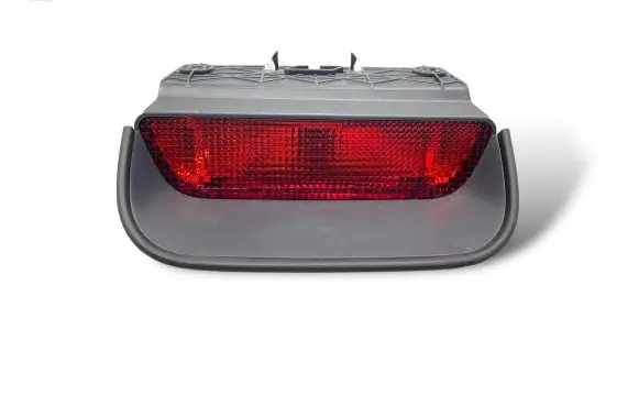 Honda CR-V Third/center stoplight