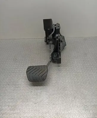 Renault Clio V Brake pedal 465017806R 211070189