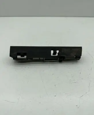 Audi A6 S6 C7 4G Front bumper mounting bracket 4G0853922B