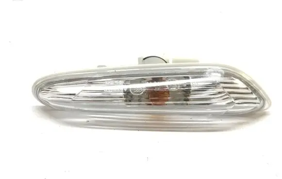 BMW 3 E90 E91 Front fender indicator light 7253326