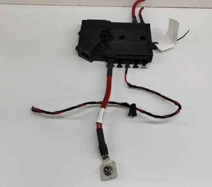Mercedes-Benz EQC Fuse module A2135406100
