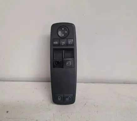 Mercedes-Benz B W245 Electric window control switch A1698206510 03728255