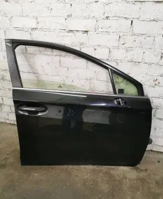 Subaru Impreza V Front door 6009FL02A9P