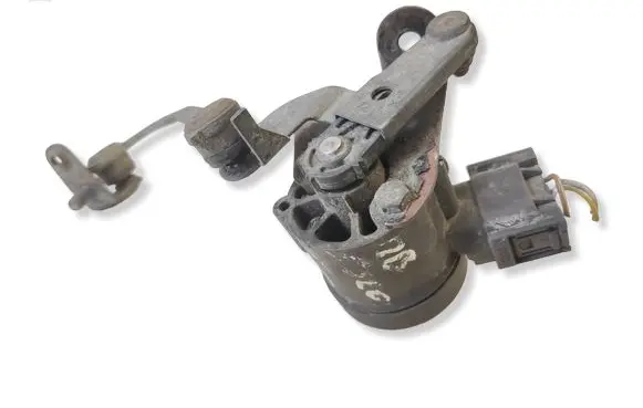 Mercedes-Benz E W210 Headlight/headlamp level sensor 0105427517