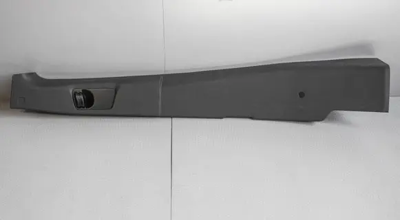 Mercedes-Benz Sprinter W907 W910 (B) pillar trim (top) A9076903200 A9106901800