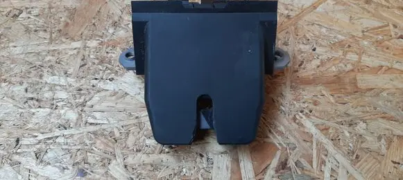 Volvo V40 Tailgate/trunk/boot lock/catch/latch 31440245