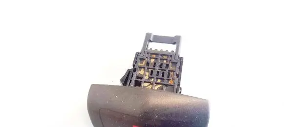 Nissan Almera Hazard light switch