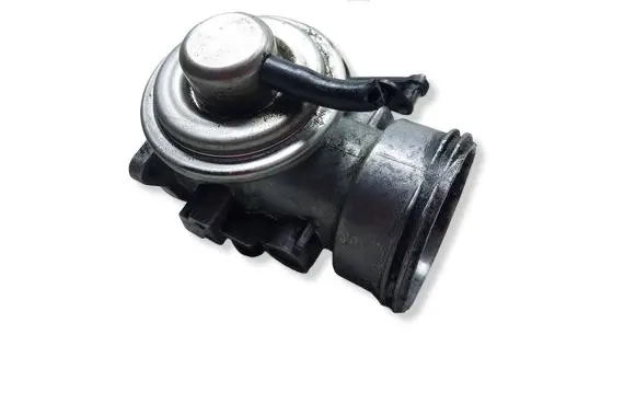 Volkswagen PASSAT B5 EGR valve 038131501AAKASACJ 038131501AA