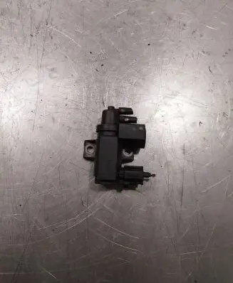 Toyota Avensis T250 Vacuum valve 258190r011