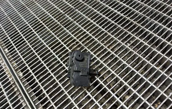 Seat Leon (5F) Fuel tank cap lock 7P0810773D