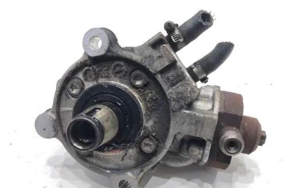 Mini Cooper Countryman R60 Fuel injection high pressure pump 7823452