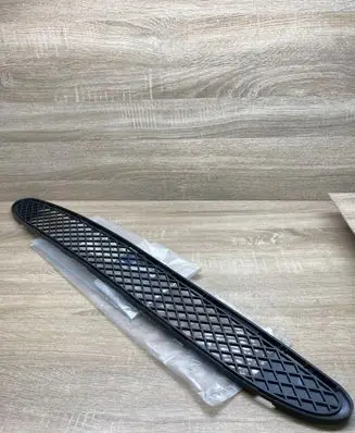 Mercedes-Benz C W203 Front bumper lower grill A2038852623