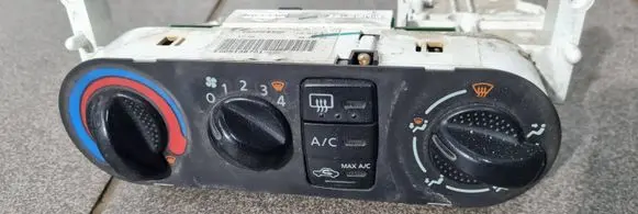 Nissan Terrano Climate control unit