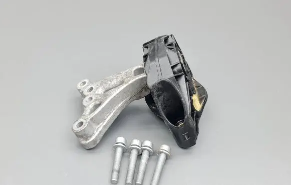 Citroen C3 Engine mount bracket 9676771080 9676780580
