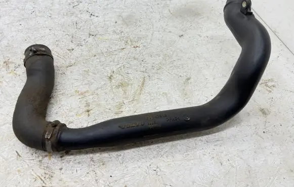 Volvo V70 Intercooler hose/pipe 30647918