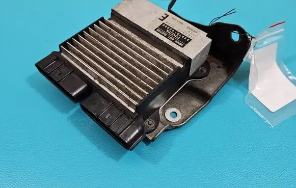Toyota Land Cruiser (J200) Central body control module 89870-60080 IMPRK1430809