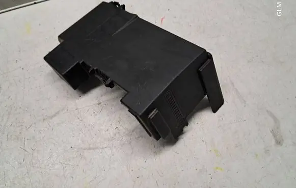Peugeot 3008 I Fuse box cover 9664944780