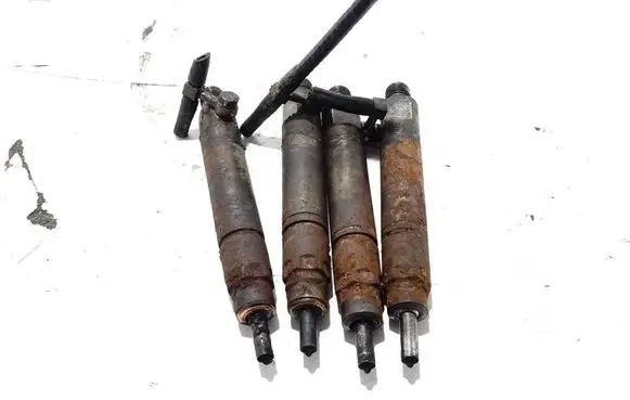 Iveco Daily 35 - 40.10 Fuel injectors set 