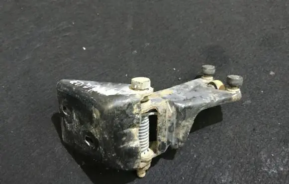 Chrysler Voyager Rear door lower hinge