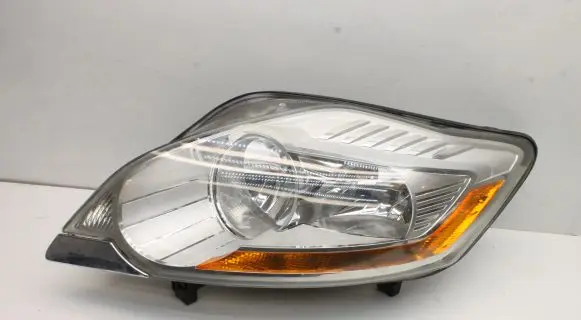 Ford Kuga I Headlight/headlamp 8V4113W030BF
