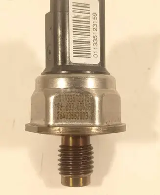 Ford Mondeo MK IV Fuel pressure sensor 28403882023 011335123159 9663305480